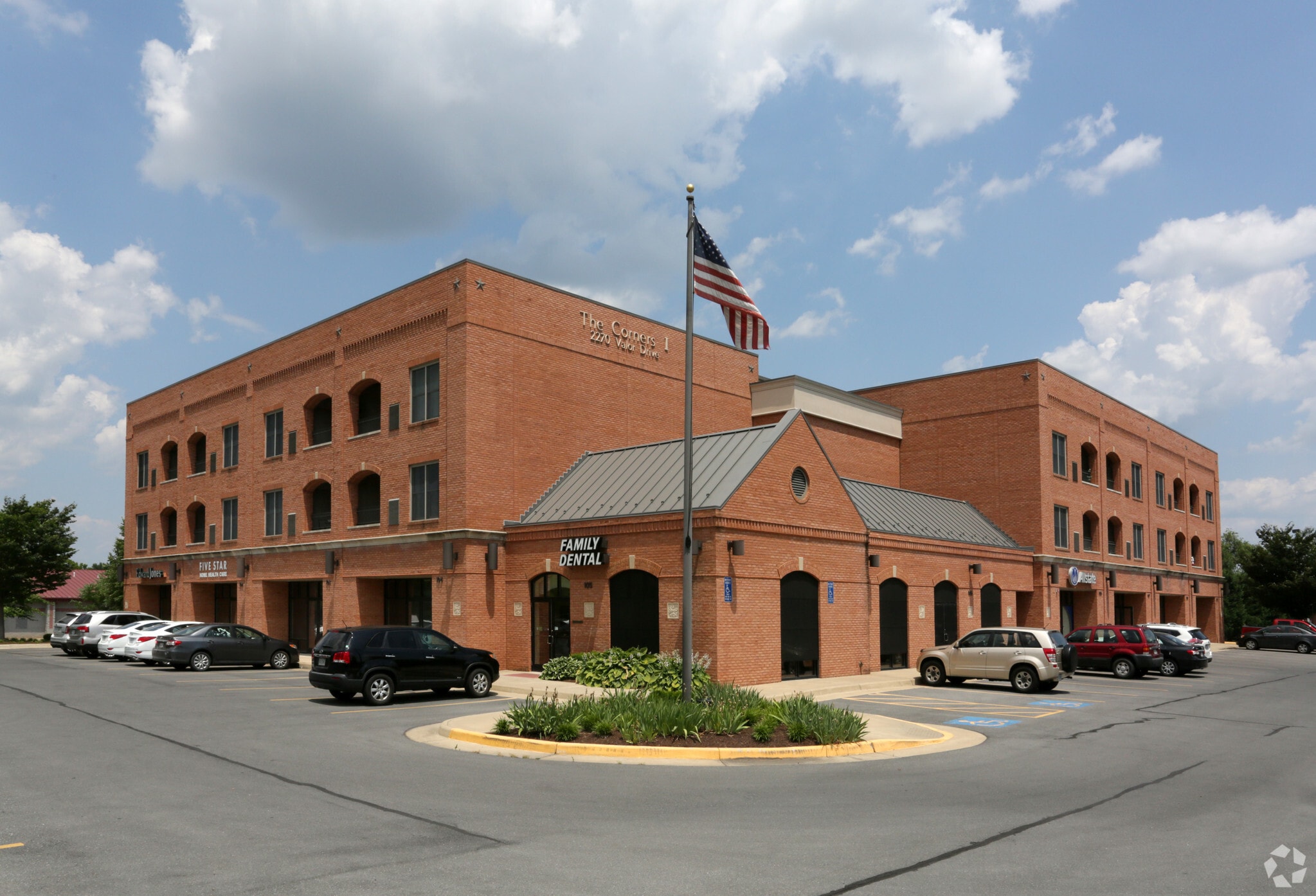 2270 Valor Dr, Winchester, VA for lease Primary Photo- Image 1 of 8