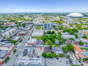 999 W Flagler St, Miami, FL for lease Interior Photo- Image 1 of 1