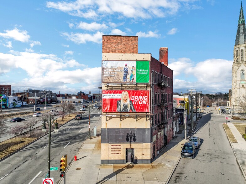 1528 Gratiot Ave, Detroit, MI à vendre - Photo du bâtiment - Image 1 de 31