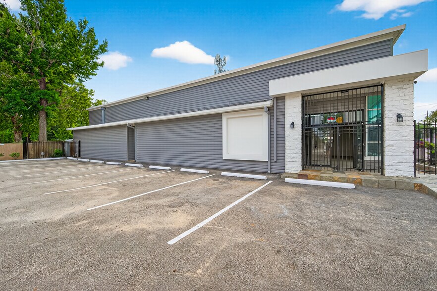 3105 FM 1960 Rd W, Houston, TX for lease - Building Photo - Image 3 of 20