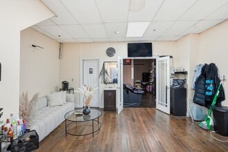 400-410 Neponset Ave, Dorchester, MA à louer Photo intérieure- Image 1 de 4