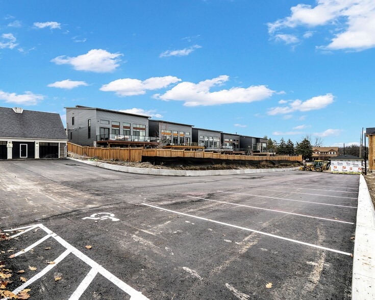 780 Garden St, Whitby, ON for sale - Building Photo - Image 3 of 27