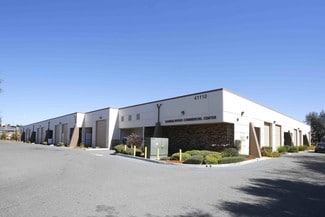 Plus de détails pour 41110 Sandalwood Cir, Murrieta, CA - Industriel à louer