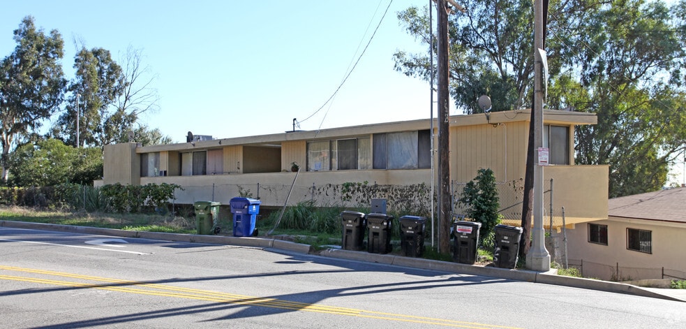 1491 Stadium Way, Los Angeles, CA à vendre - Photo du bâtiment - Image 1 de 11