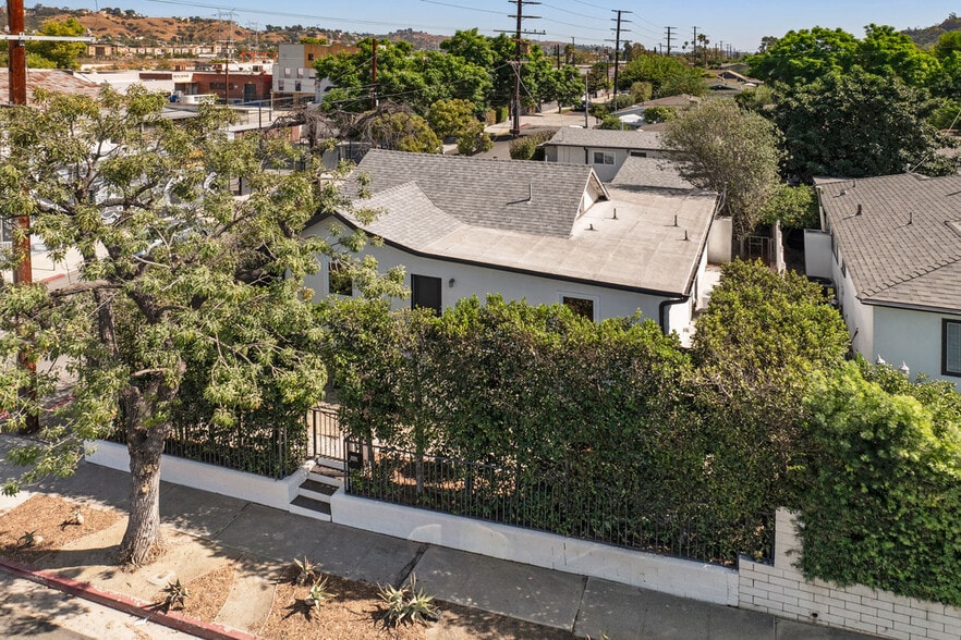 2352 Forney St, Los Angeles, CA for sale - Building Photo - Image 2 of 30