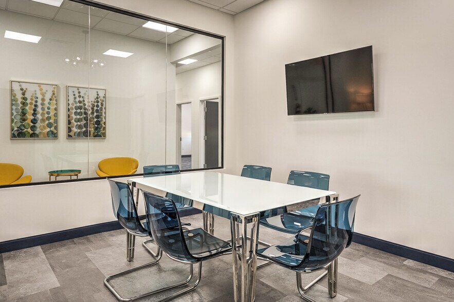 6305 E 120th Ct, Tulsa, OK for lease - Interior Photo - Image 3 of 11