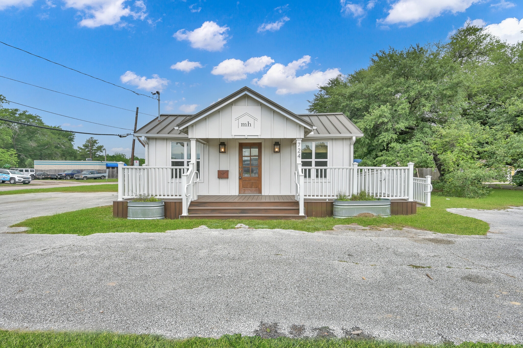 724 W Main St, Tomball, TX for sale Primary Photo- Image 1 of 18
