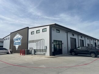 Plus de détails pour 13025 Harmon Rd, Fort Worth, TX - Industriel à louer