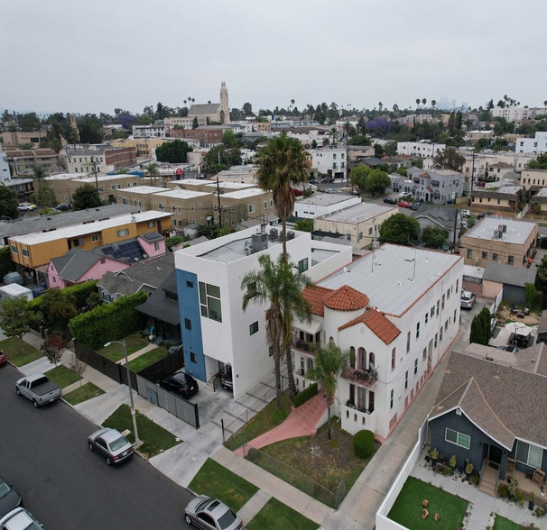 2830 S Norton Ave, Los Angeles, CA for sale - Building Photo - Image 2 of 6