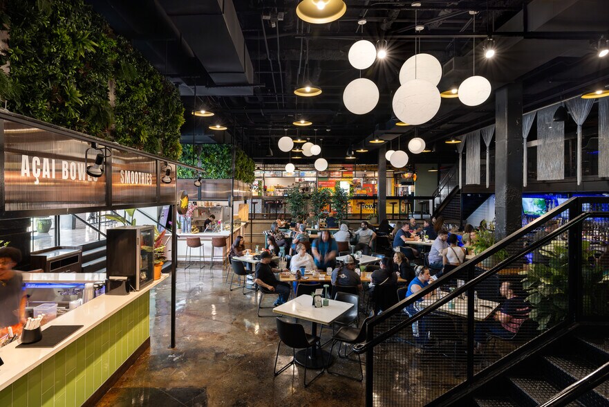 5373 W Alabama St, Houston, TX à louer - Photo du bâtiment - Image 3 de 15