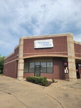 5481-5499 Summerhill Rd, Texarkana, TX for lease Interior Photo- Image 1 of 4