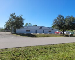 25451 Fortran Rd, Punta Gorda FL - Entrepôt