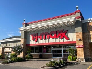 Plus de détails pour 123 Grey St, East Aurora, NY - Commerce de détail à louer