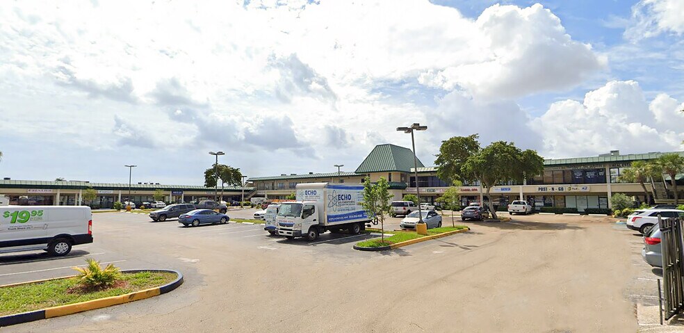 1602-1626 S Cypress Rd, Pompano Beach, FL à louer - Photo du bâtiment - Image 2 de 19