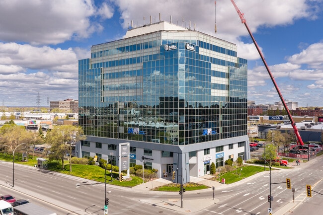 Plus de détails pour 9001 Boul De L'acadie, Montréal, QC - Bureau à louer
