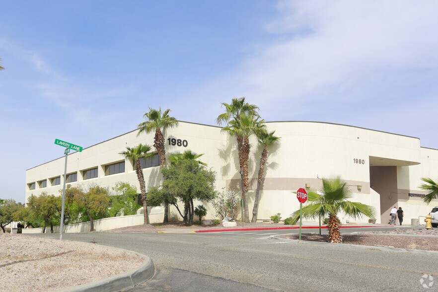 1980 W Hospital Dr, Tucson, AZ for sale - Primary Photo - Image 1 of 2