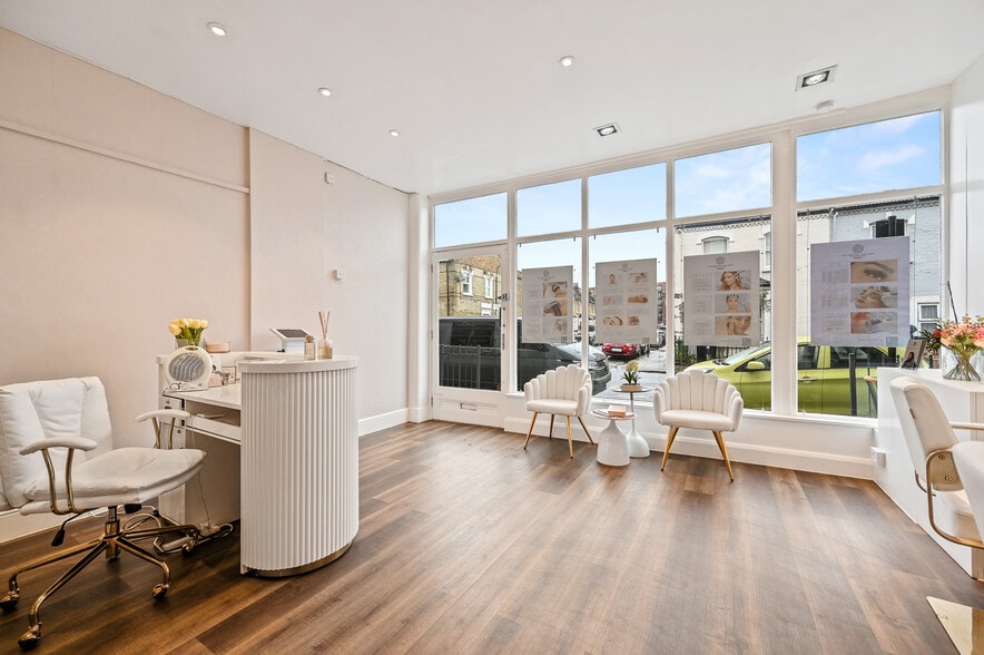 243-245 Munster Rd, Londres à louer - Photo du bâtiment - Image 3 de 12