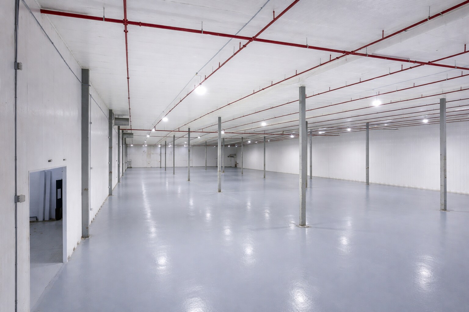 516 John St N, Aylmer, ON for lease Interior Photo- Image 1 of 19