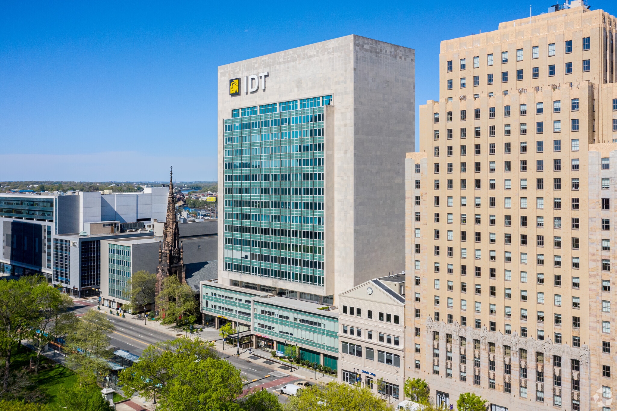 520 Broad St, Newark, NJ à louer Photo principale- Image 1 de 28