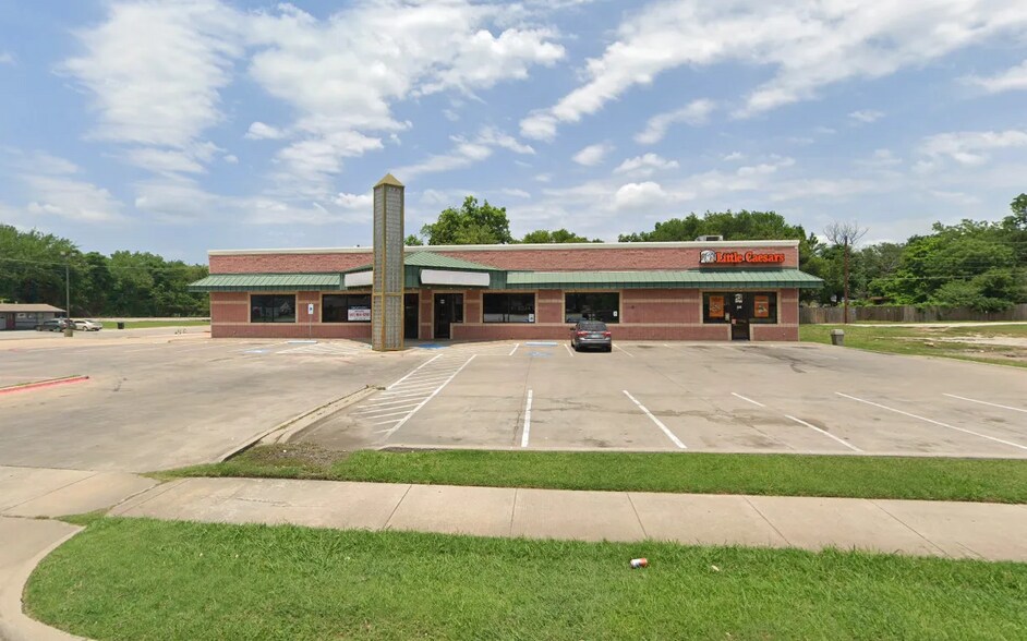 1431 W Morton St, Denison, TX à louer - Photo du bâtiment - Image 2 de 6