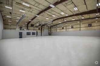 5850 Cunningham Rd, Houston, TX à louer Photo intérieure- Image 2 de 5