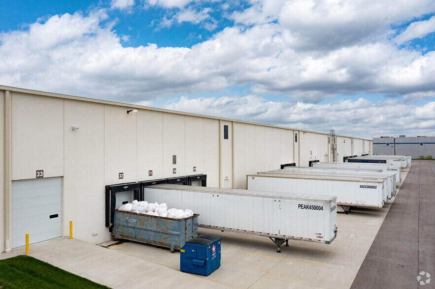 8615 Jacquemin Dr, West Chester, OH for lease - Building Photo - Image 2 of 2