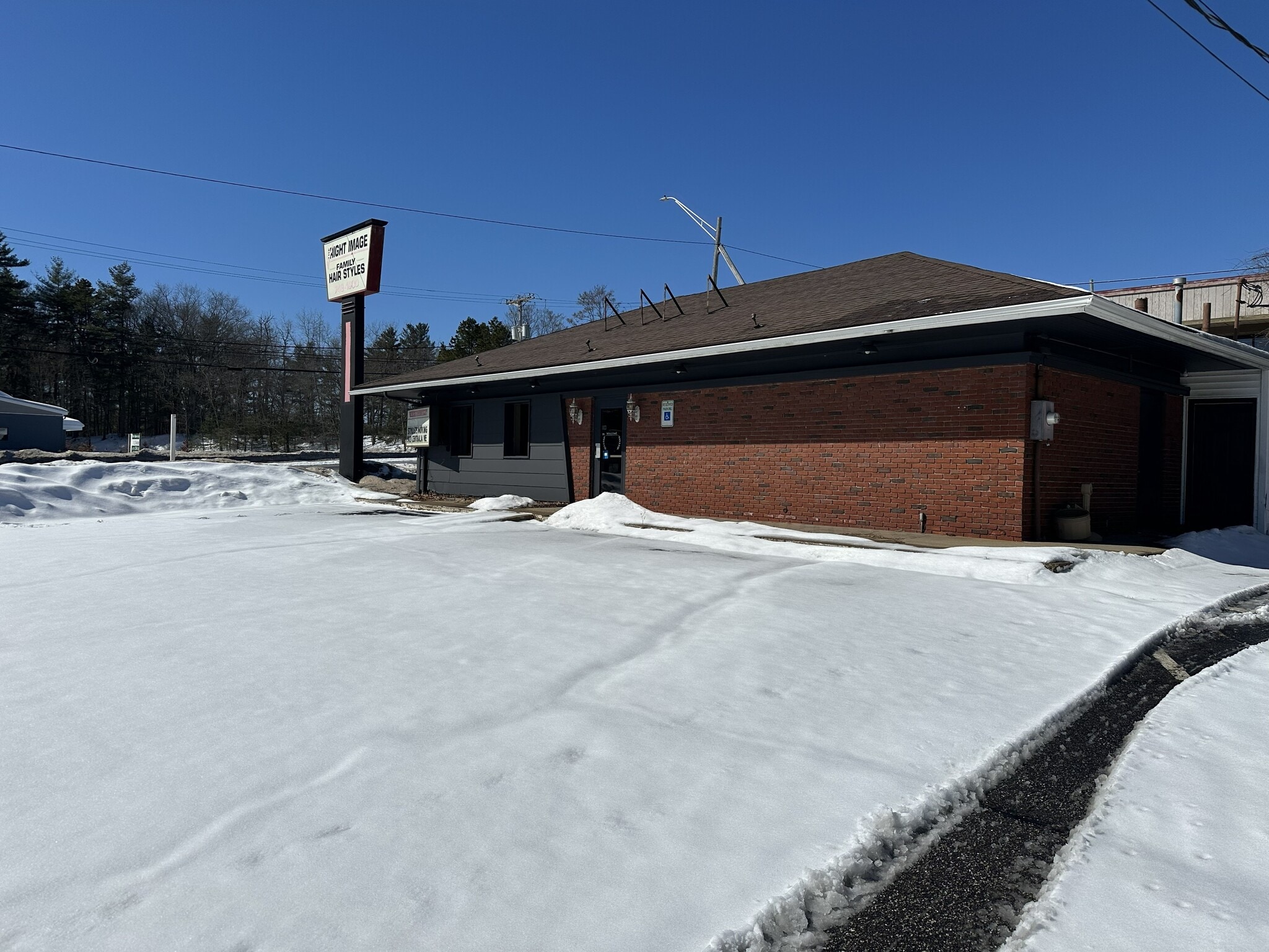 911 Central Ave, Dover, NH for sale Primary Photo- Image 1 of 11