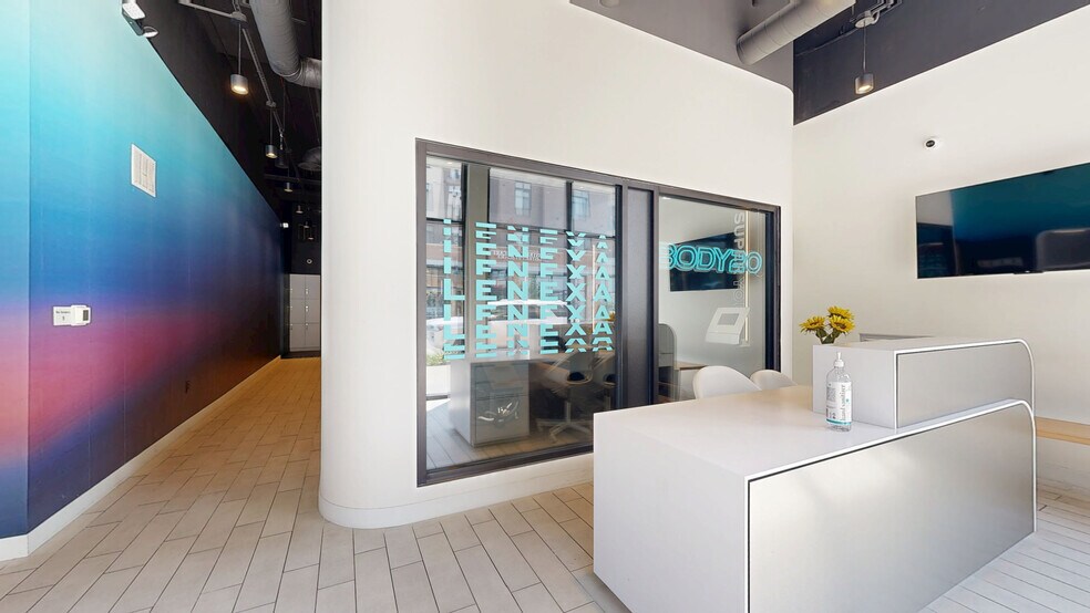 W 87th St Pky, Lenexa, KS à louer - Numérisation 3D de Matterport - Image 3 de 30