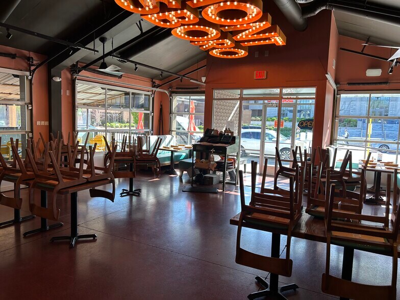 2015 Belmont Blvd, Nashville, TN à louer - Photo du bâtiment - Image 3 de 6