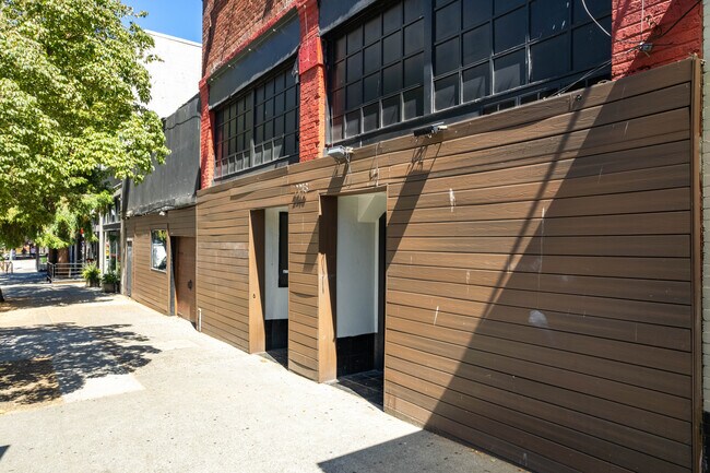 Plus de détails pour 2218 1st Ave, Seattle, WA - Commerce de détail à vendre