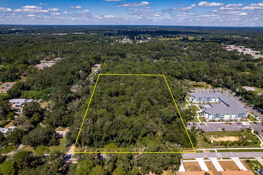 NE 28th St, Ocala, FL à vendre - Photo du bâtiment - Image 1 de 9