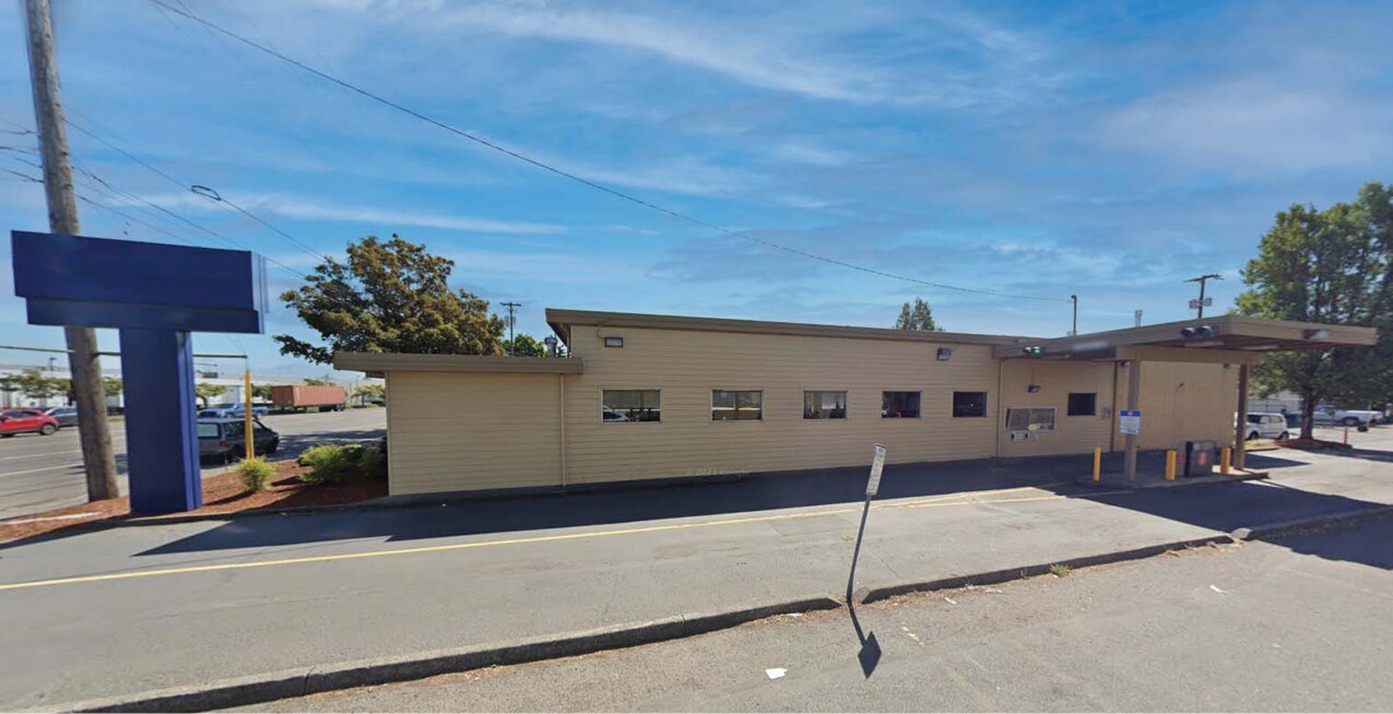 3165 NW Yeon Ave, Portland, OR for lease Building Photo- Image 1 of 5