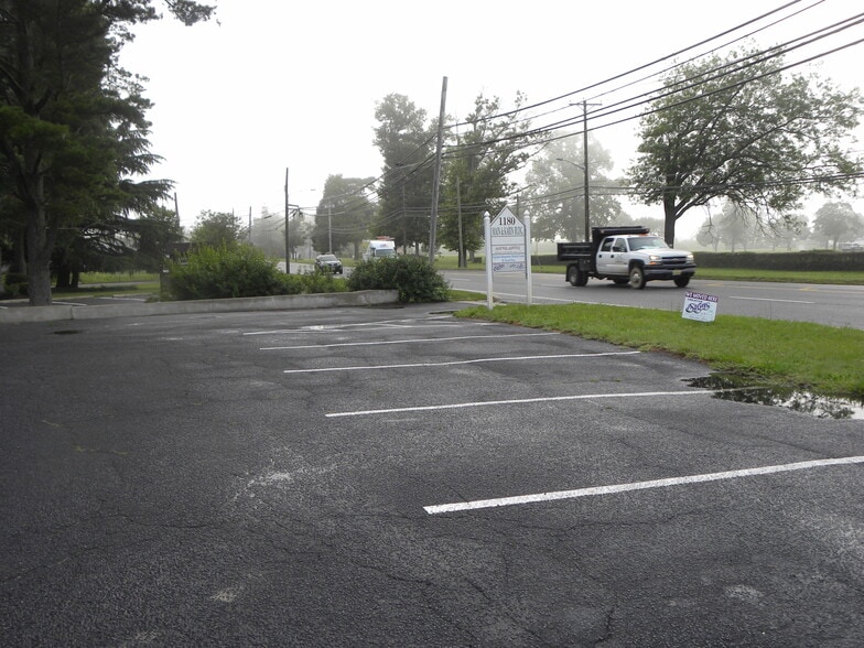 1180 Karin St, Vineland, NJ for sale - Building Photo - Image 2 of 6