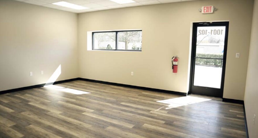 1001 Investment Blvd, Apex, NC à louer - Photo intérieure - Image 2 de 9