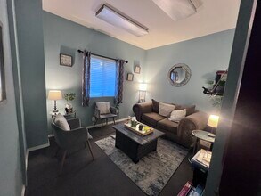 2111 Dickson Dr, Austin, TX à louer Photo intérieure- Image 2 de 3