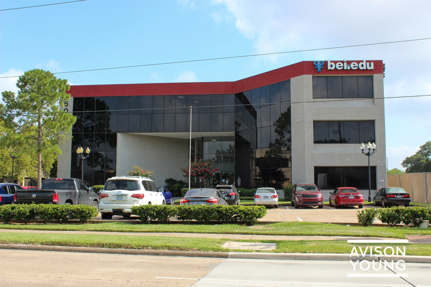 6060 Richmond Ave, Houston, TX for lease - Building Photo - Image 2 of 5