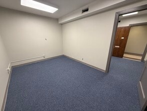 121 S Broadway Ave, Tyler, TX for lease Interior Photo- Image 2 of 2