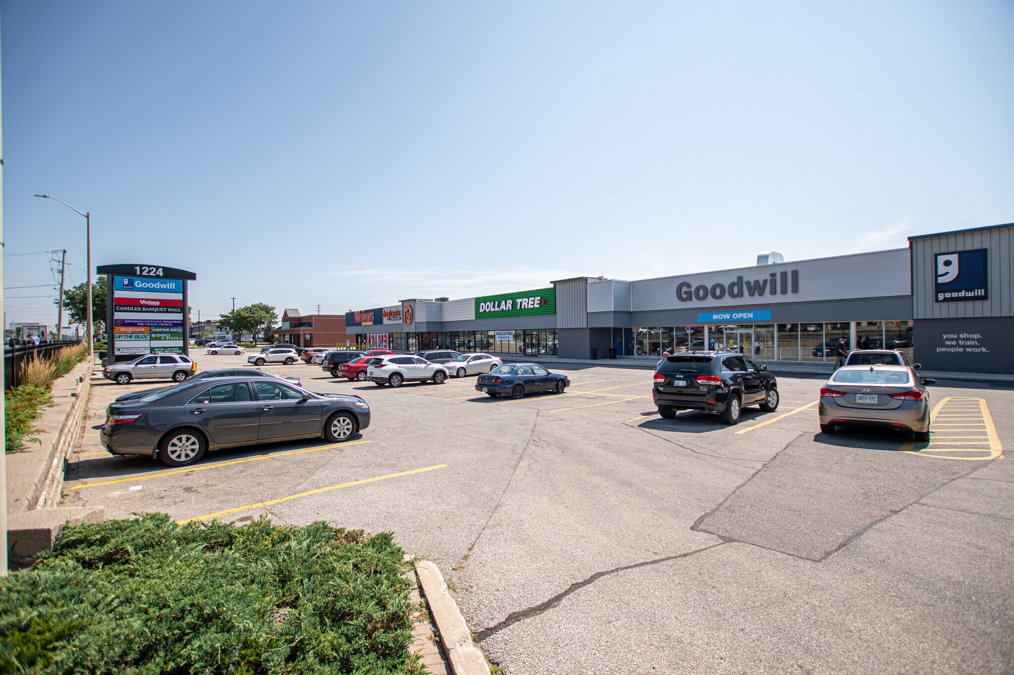 1224 Dundas St E, Mississauga, ON for sale Building Photo- Image 1 of 1