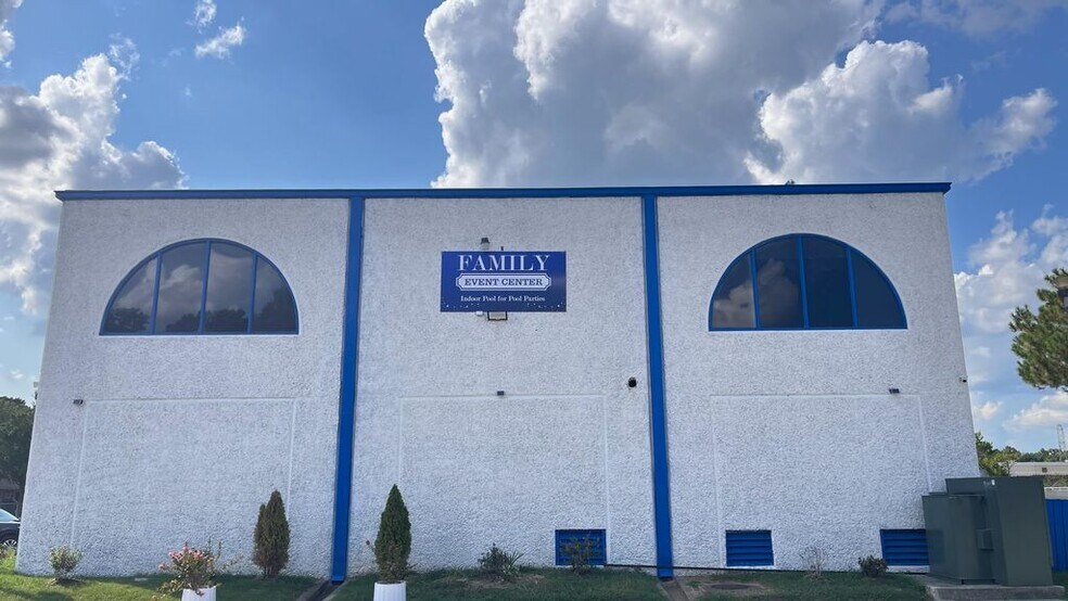 4280 Cherry Center Dr, Memphis, TN à louer - Photo du bâtiment - Image 2 de 2