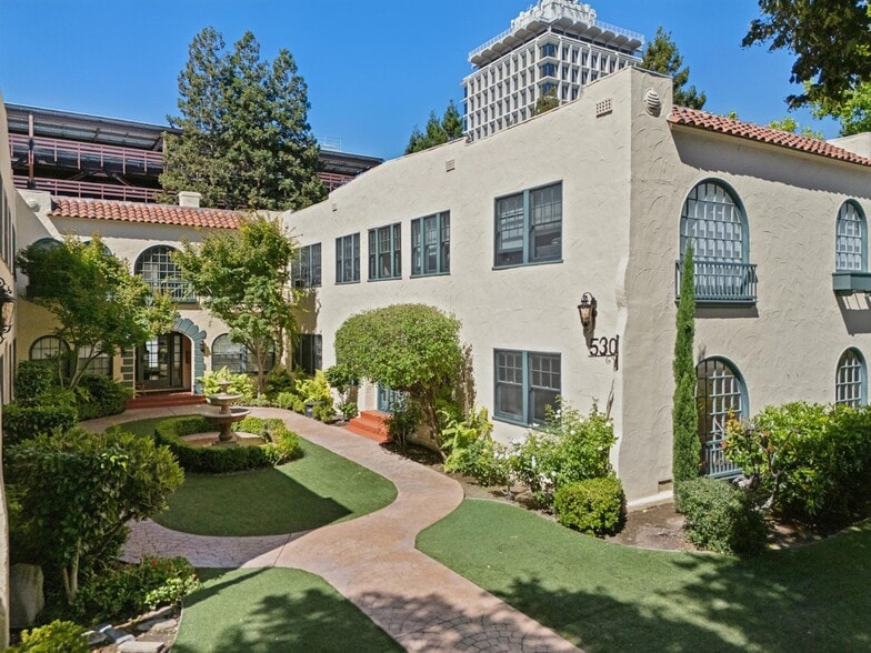 530 Webster St, Palo Alto, CA à vendre - Photo du bâtiment - Image 2 de 65