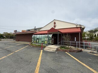 Plus de détails pour 121 Depot St, Milford, MA - Commerce de détail à vendre
