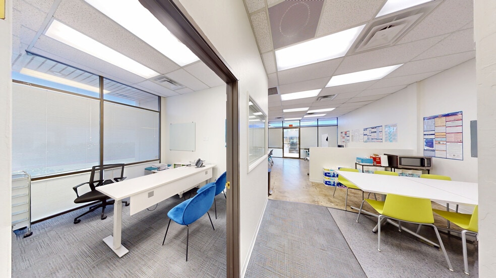 1833 W Main St, Mesa, AZ for lease - Building Photo - Image 2 of 9