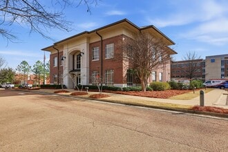 1600 Highland Colony Pky, Madison, MS à louer Photo du bâtiment- Image 2 de 16