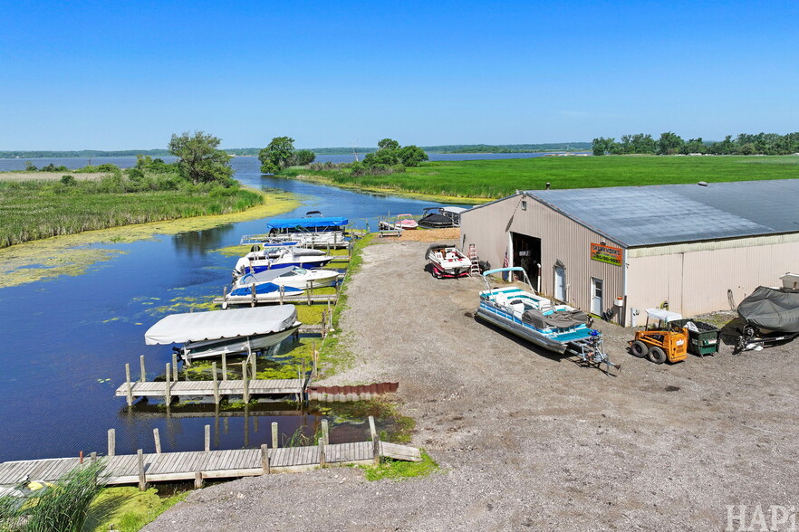 39922 N Lakeview Rd, Antioch, IL for sale - Building Photo - Image 3 of 10