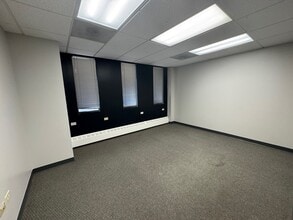 7200 E Hampden Ave, Denver, CO for lease Interior Photo- Image 2 of 5