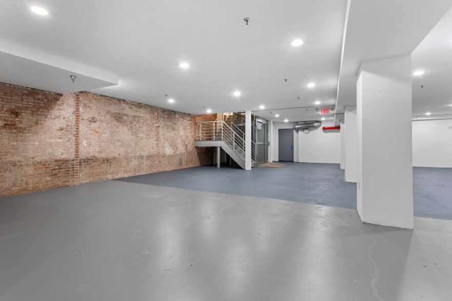 365 Broadway, New York, NY for lease - Building Photo - Image 1 of 6