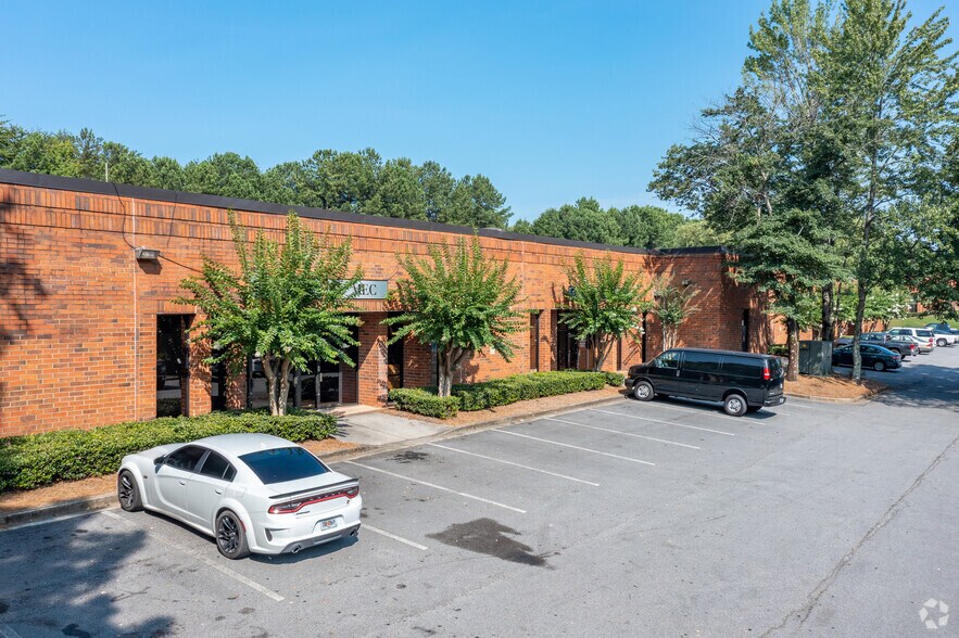 2600 Pleasantdale Rd, Doraville, GA à louer - Photo principale - Image 1 de 5