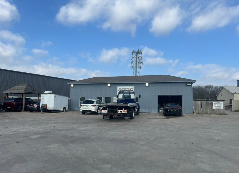 2425 I-30, Rockwall, TX à vendre - Photo du bâtiment - Image 2 de 4