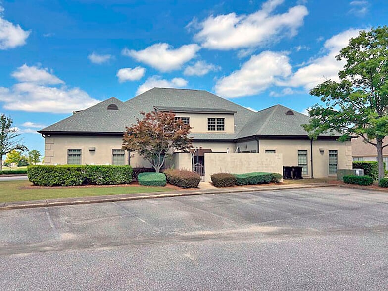 3158 Parliament Cir, Montgomery, AL for sale - Building Photo - Image 3 of 8