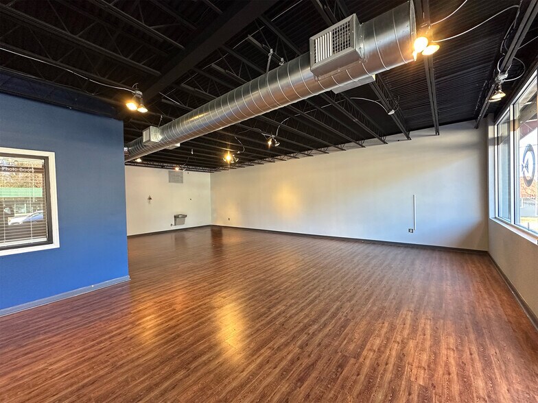 600 Laurens Rd, Greenville, SC à louer - Photo intérieure - Image 3 de 12